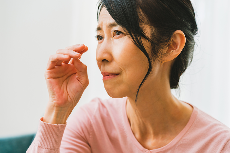 黄斑上膜ができた時の症状