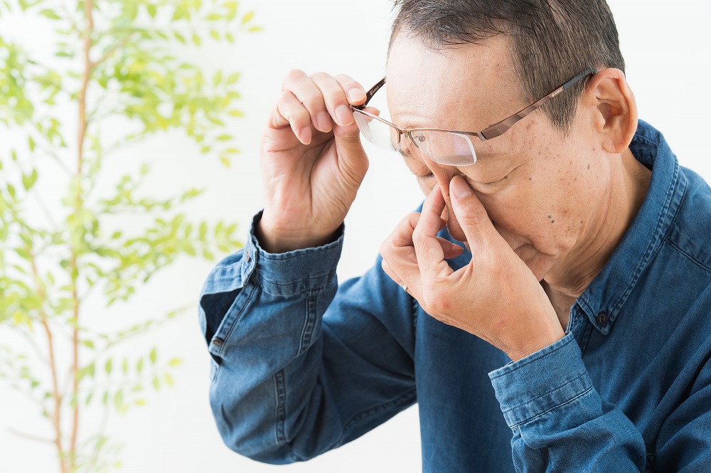 緑内障の原因と種類・なりやすい人は？